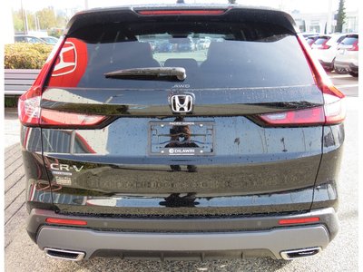 2025 Honda CR-V HYBRID in North Vancouver, British Columbia