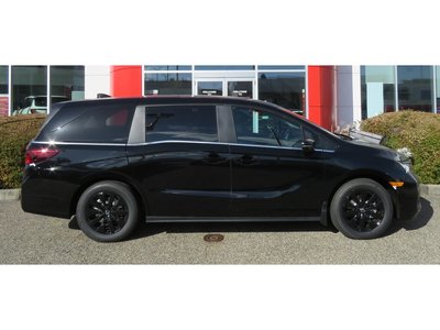 2025 Honda Odyssey in North Vancouver, British Columbia