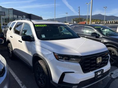 2023 Honda Pilot in North Vancouver, British Columbia