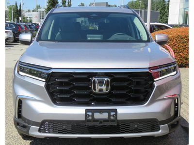 2025 Honda Pilot in North Vancouver, British Columbia