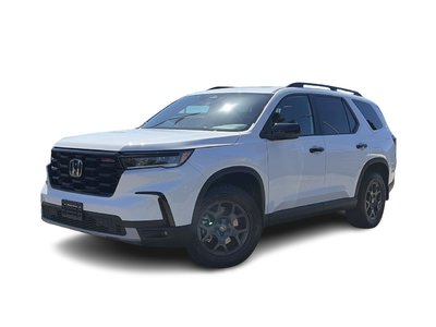2025  Pilot in Vancouver, British Columbia