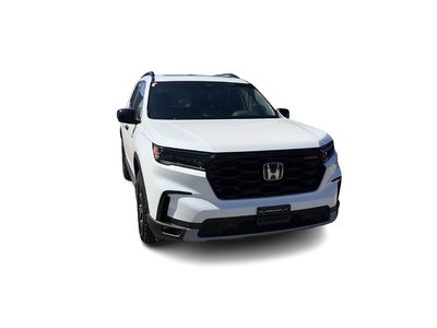 2025  Pilot in Vancouver, British Columbia