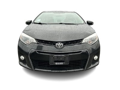 Toyota Corolla  2016 à North Vancouver, Colombie-Britannique