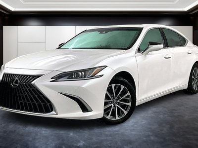 2024 Lexus ES 300H PREMIUM HYBRID - VENTILATED SEATS - SUNROOF - CARPLAY
