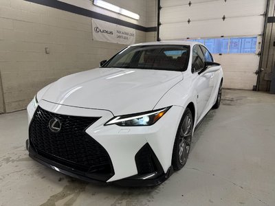 Lexus IS 300 FSPORT 1 2022 AWD - SIEGES VENTILES - CARPLAY - CUIR ROUGE