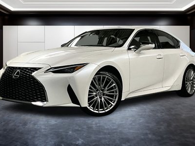 Lexus IS 300 2024 AWD - MARK LEVINSON - CAMERA DE BORD + 360 - CUIR ROUGE