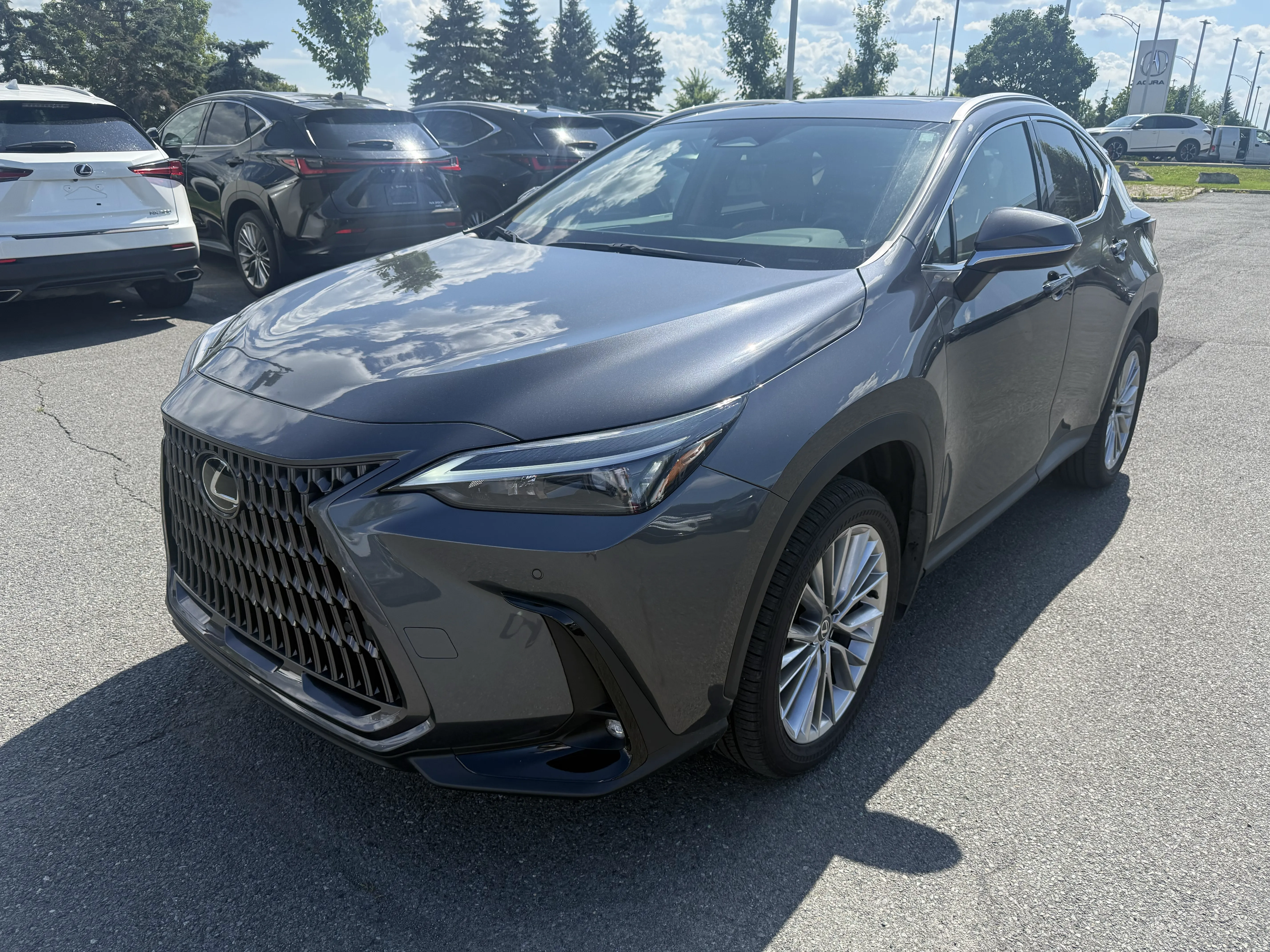 Lexus NX 350H LUXE 2026 HYBRIDE - AWD - TOIT OUVRANT - INFODIVERTISSEMENT 14''
