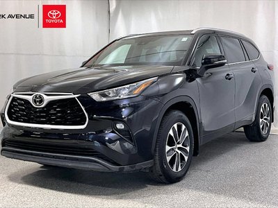 Toyota Highlander XLE AWD 2020 AWD, 8 PASSAGERS, CUIR, TOIT OUVRANT, APPLE CARPLAY, ANDROID AUTO, MAGS