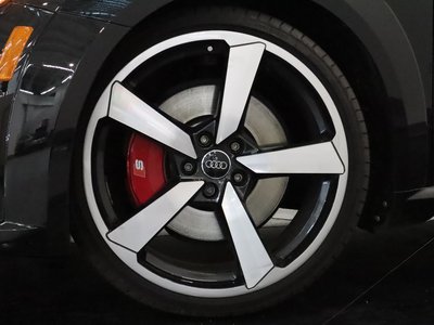 Audi TTS  2020 à Vancouver, Colombie-Britannique