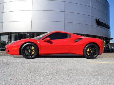 Ferrari 488  2019 à Vancouver, Colombie-Britannique