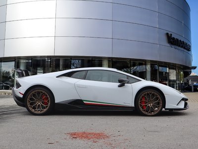 Lamborghini Huracàn  2019 à Vancouver, Colombie-Britannique