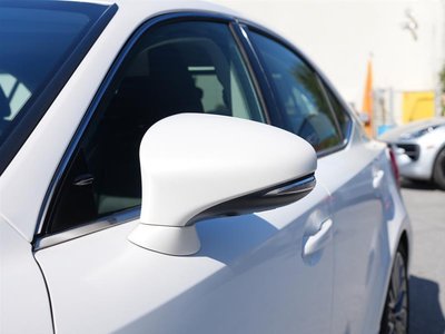 Lexus IS  2019 à Vancouver, Colombie-Britannique