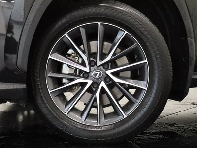 Lexus NXh  2024 à Vancouver, Colombie-Britannique