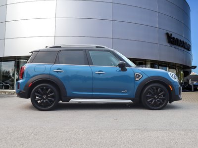 2021 MINI COOPER S Countryman in Vancouver, British Columbia