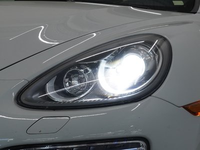Porsche Cayenne  2014 à Vancouver, Colombie-Britannique