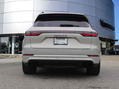 2022 Porsche Cayenne in Vancouver, British Columbia