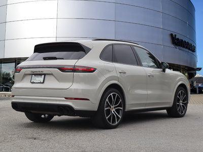 2022 Porsche Cayenne in Vancouver, British Columbia
