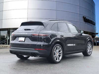 Porsche Cayenne  2022 à Vancouver, Colombie-Britannique