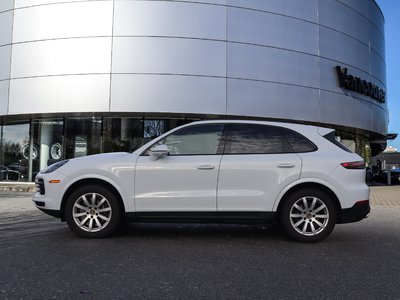 2022 Porsche Cayenne in Vancouver, British Columbia