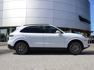 2022 Porsche Cayenne in Vancouver, British Columbia