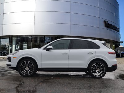 Porsche Cayenne  2023 à Vancouver, Colombie-Britannique