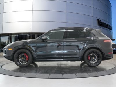 Porsche Cayenne  2023 à Vancouver, Colombie-Britannique