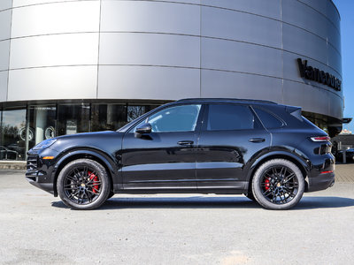 2024 Porsche Cayenne in Vancouver, British Columbia