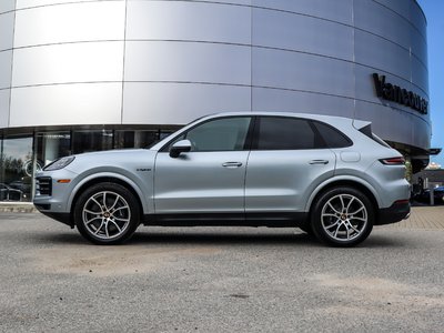 2025 Porsche Cayenne in Vancouver, British Columbia