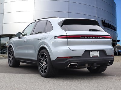 Porsche Cayenne  2025 à Vancouver, Colombie-Britannique