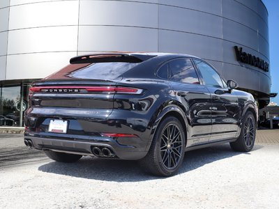 2025 Porsche Cayenne in Vancouver, British Columbia