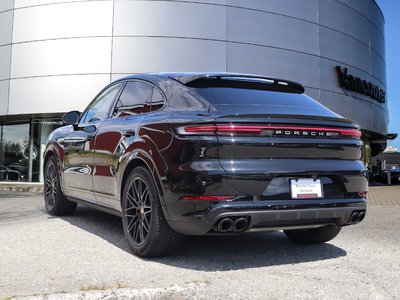 2025 Porsche Cayenne in Vancouver, British Columbia