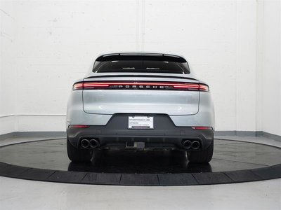 Porsche Cayenne  2025 à Vancouver, Colombie-Britannique