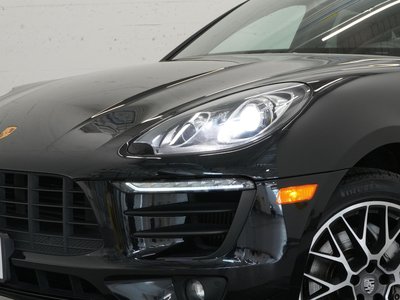 2018 Porsche Macan in Vancouver, British Columbia