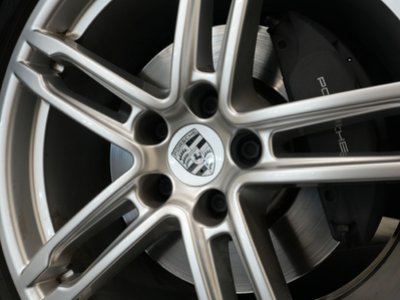 Porsche Macan  2019 à Vancouver, Colombie-Britannique