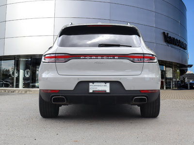Porsche Macan  2021 à Vancouver, Colombie-Britannique