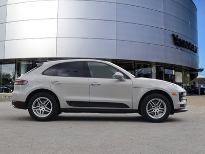 Porsche Macan  2021 à Vancouver, Colombie-Britannique