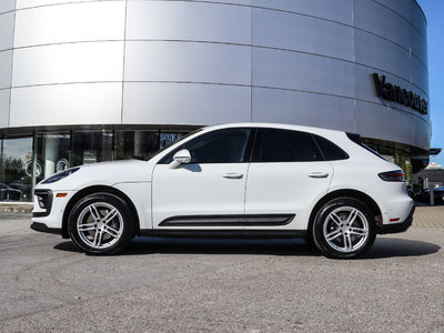 2022 Porsche Macan in Richmond, British Columbia