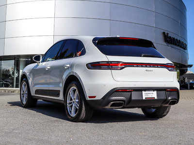 2022 Porsche Macan in Richmond, British Columbia