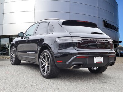 Porsche Macan  2022 à Vancouver, Colombie-Britannique