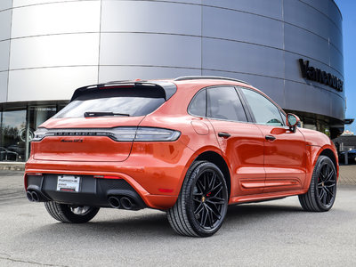 Porsche Macan  2023 à Vancouver, Colombie-Britannique
