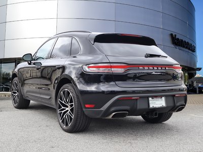 Porsche Macan  2023 à Vancouver, Colombie-Britannique