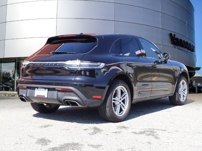 Porsche Macan  2023 à Vancouver, Colombie-Britannique