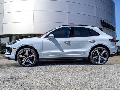 2023 Porsche Macan in Vancouver, British Columbia