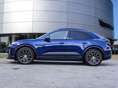 2024 Porsche Macan in Vancouver, British Columbia