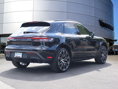 Porsche Macan  2024 à Vancouver, Colombie-Britannique
