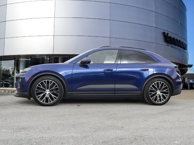 2024 Porsche Macan in Vancouver, British Columbia