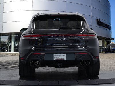 Porsche Macan  2024 à Vancouver, Colombie-Britannique
