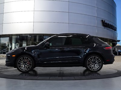 Porsche Macan  2024 à Vancouver, Colombie-Britannique