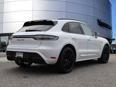 Porsche Macan  2024 à Vancouver, Colombie-Britannique