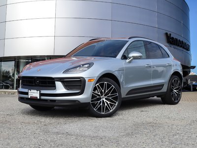 Porsche Macan  2024 à Vancouver, Colombie-Britannique